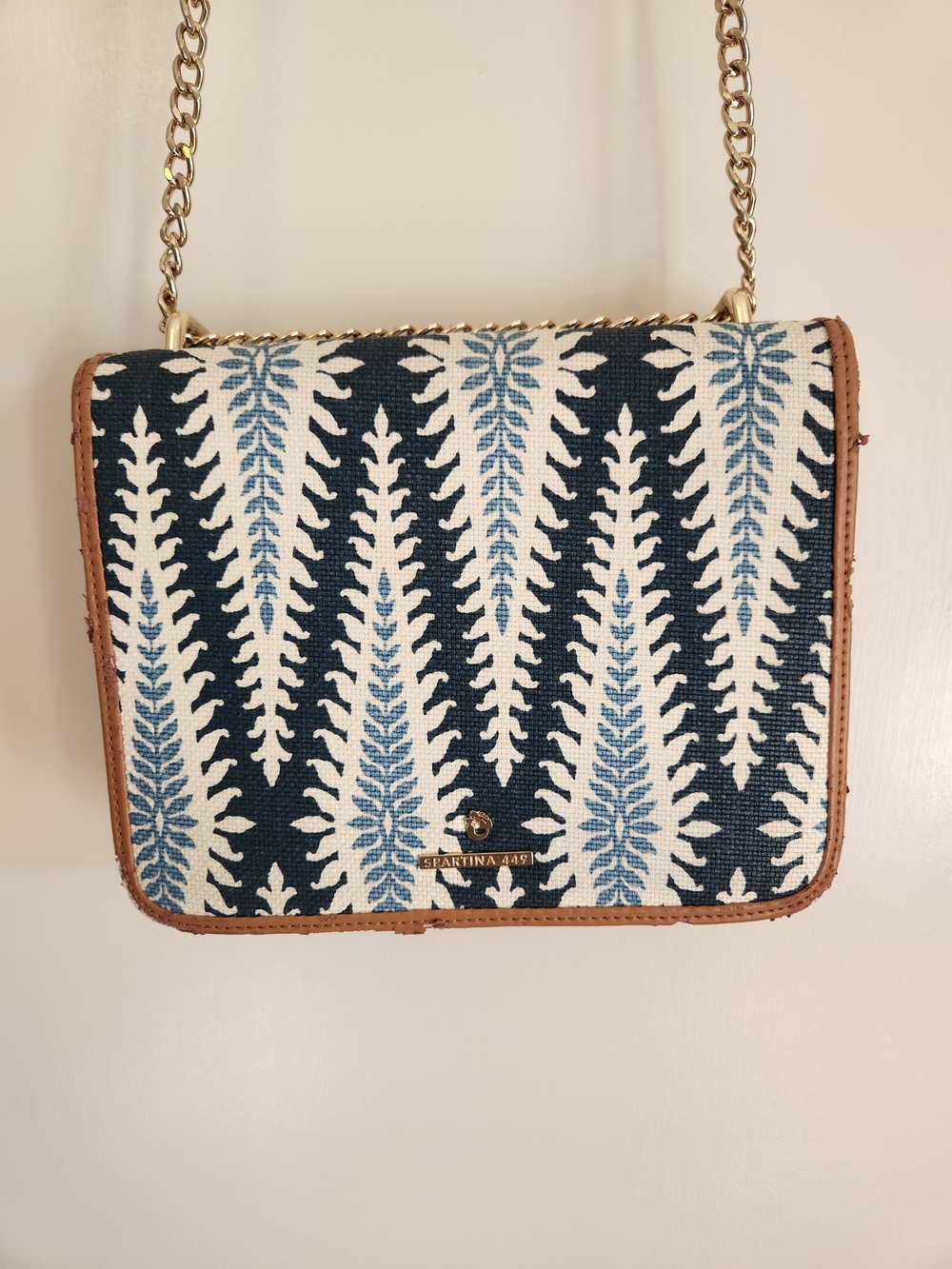 Spartina 449 Blue White Floral Crossbody Bag Chain Strap Magnetic Flap AS IS